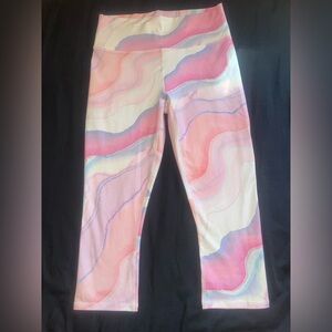 Fabletics Powerhold Pink white purple design Leggings M
